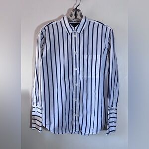 ❤️SOLD❤️ J. Crew Garcon Organic Cotton White Navy Striped Poplin shirt